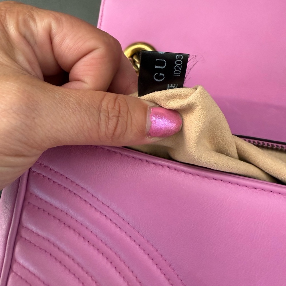 *SOLD*
Authentic Gucci Candy Pink GG marmont Shoulder Bag with Gold Chain - Picture 15 of 15
